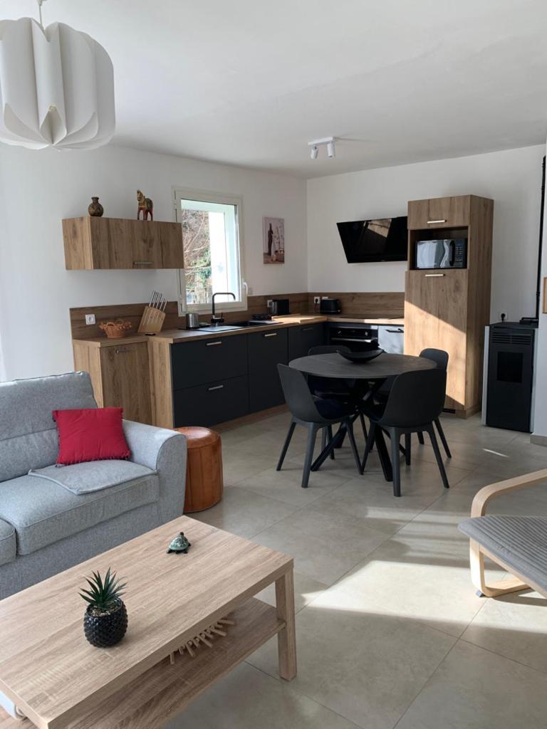 T4 Vue Imprenable Montagnes Et Ville Gap Zewnętrze zdjęcie
