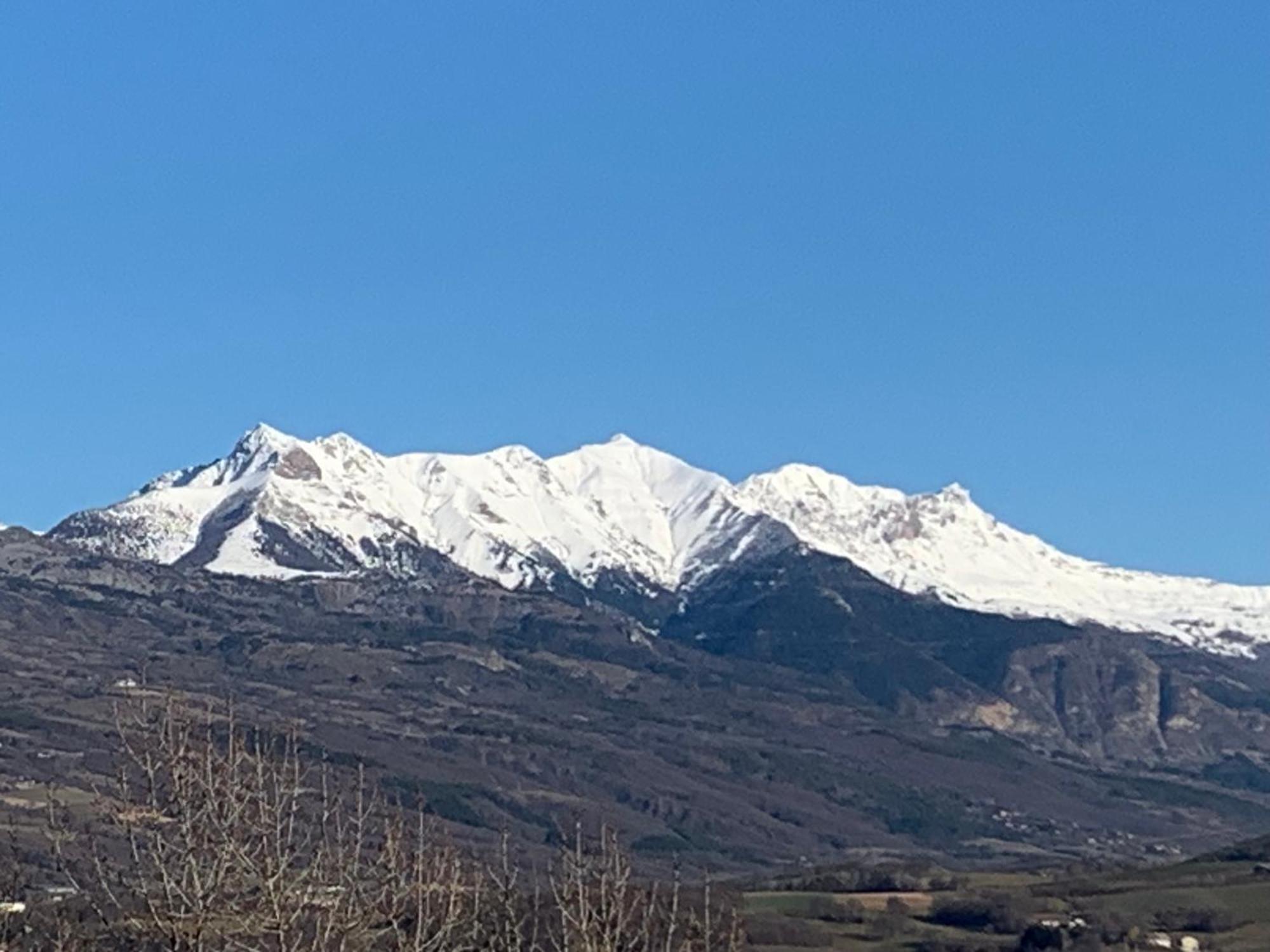 T4 Vue Imprenable Montagnes Et Ville Gap Zewnętrze zdjęcie
